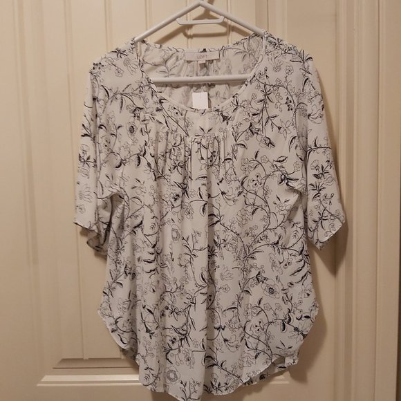 Brand new Top from LOFT - Picture 1 of 2